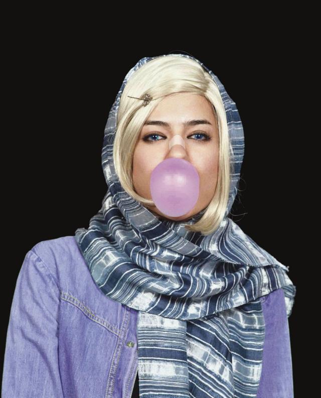 آرتچارت | خانم هیبرید 3 از شیرین علی آبادی