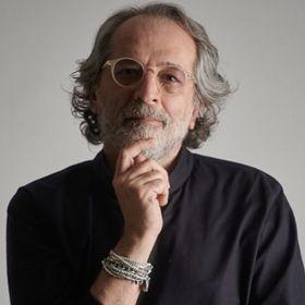 آرتچارت | آثار هنری هنرمند کاوه نجم‌آبادی